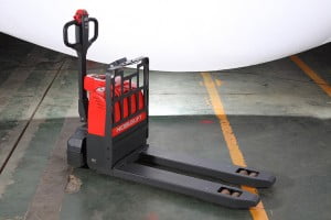 עגלת משטחים חשמלית שוקלת PT15SC 3 עגלת משטחים חשמלית שוקלת PT15SC 3