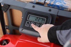 עגלת משטחים חשמלית שוקלת PT15SC 5 עגלת משטחים חשמלית שוקלת PT15SC 5