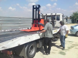 עגלת משטחים מלגזון חשמלי כולל תורן R106 2