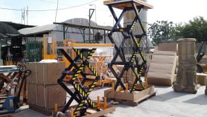 במות הרמה חשמליות 1000 עד 4000 קג S114 2