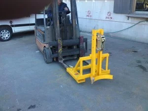 מתקן לשינוע חביות במלגזה GR100 3