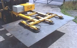 מתקני הרמה בואקום להרמת זכוכיות VS110 1