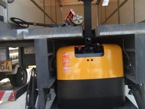 עגלות משטחים חשמליות מוביל אדם R100 9