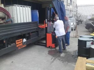 עגלת משטחים מלגזון חשמלי כולל תורן R106 3