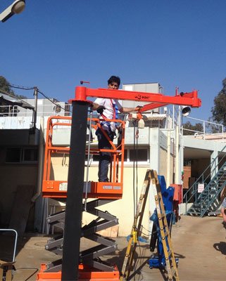 הספקה והתקנת מערכת מניפולטור הרמה .