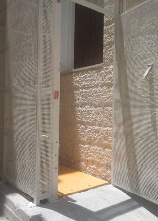 התקנת במה לנכי בירושלים
