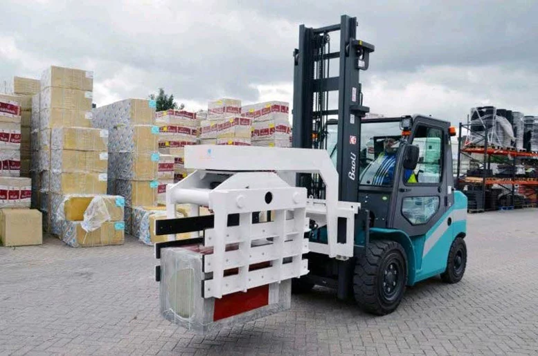 חובק מלגזה לבלוקים ומשתלבות 1