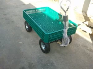 עגלת משא עם 4 גלגלי אוויר גדולים. ידית משיכה והיגוי. ארגז פלסטיק קשיח. Z110 3