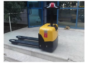 הספקת עגלת משטחים חשמלית