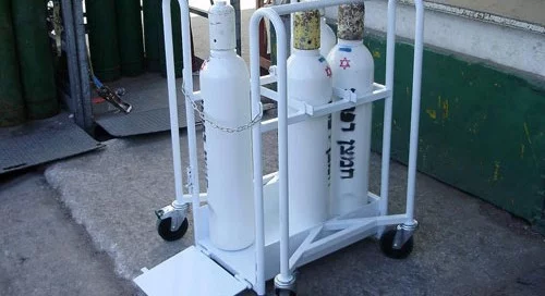 יצור עגלות לשינוע בלוני חמצן לפי בקשת לקוח DE