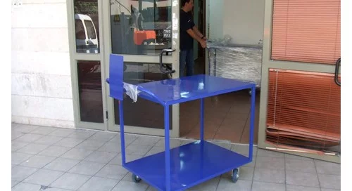 עגלות ליקוט למיפעל לעיבוד שבבים