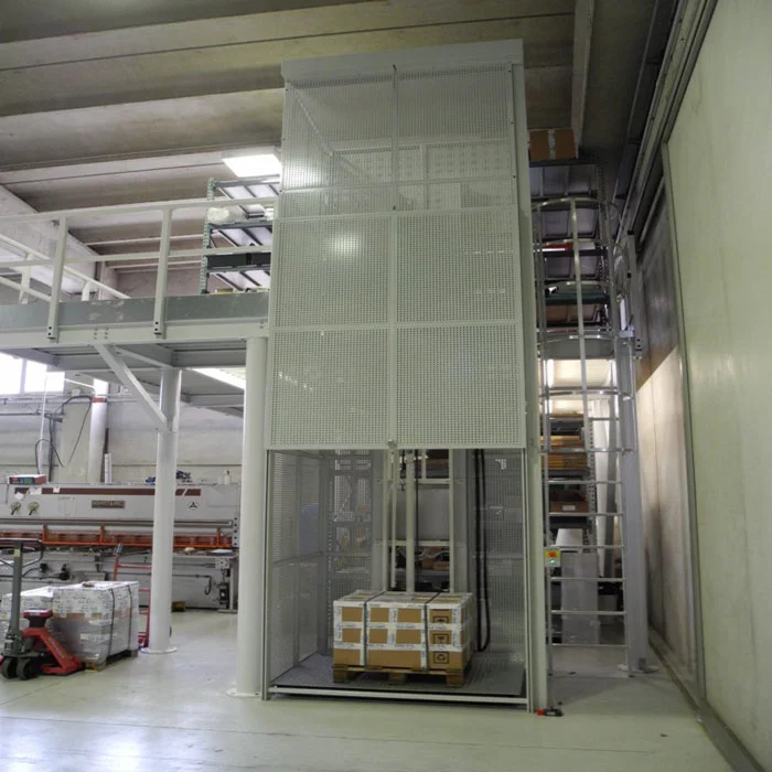 מעלית משא כולל פיר