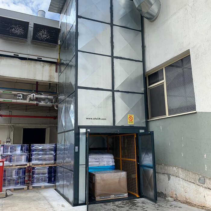 התקנת מעלית משא כולל פיר 1000 ק"ג